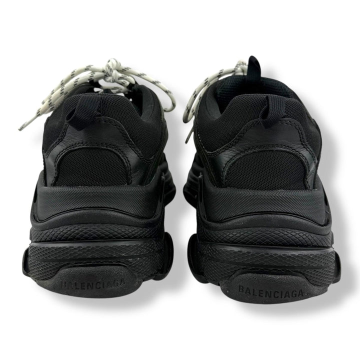 Balenciaga Triple S Black UK 8 / EU 42 - Lux Central
