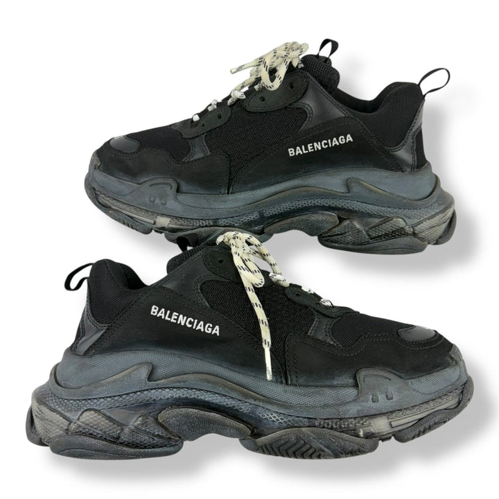 Balenciaga Triple S Black UK 9 / EU 43 - Lux Central