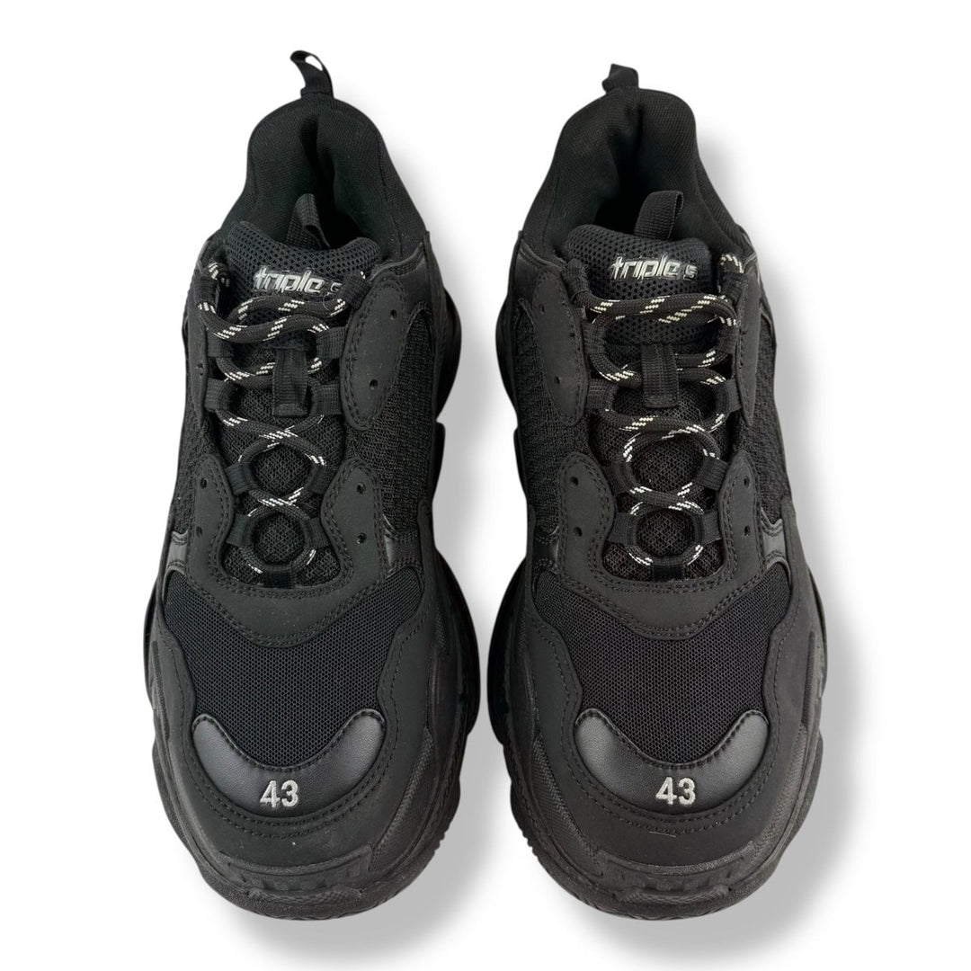 Balenciaga Triple S Black UK 9 / EU 43 - Lux Central