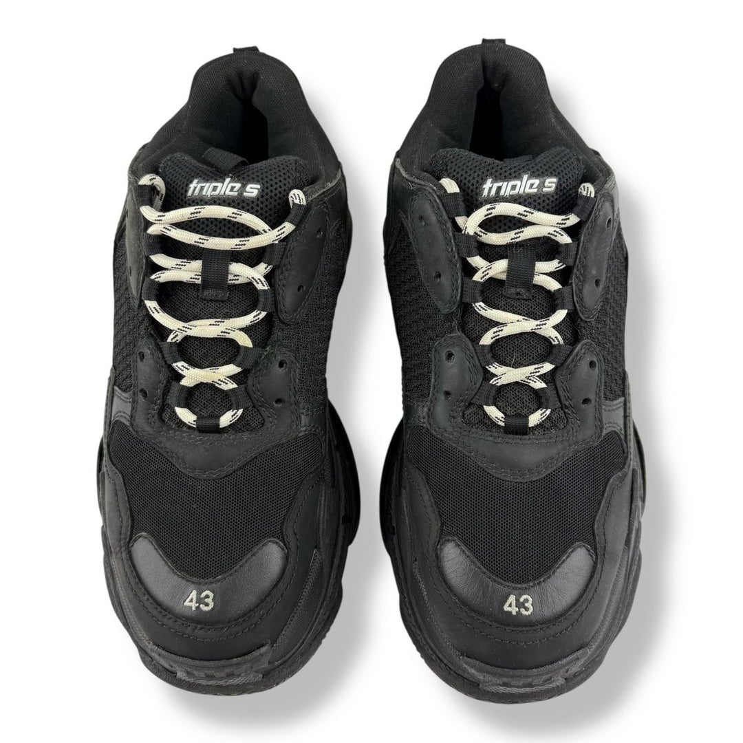 Balenciaga Triple S Black UK 9 / EU 43 - Lux Central
