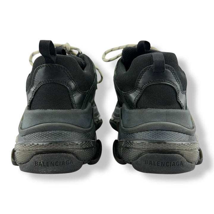 Balenciaga Triple S Black UK 9 / EU 43 - Lux Central