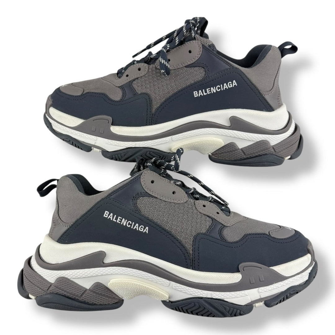 Balenciaga Triple S Grey/White UK 10 / EU 44 - Lux Central