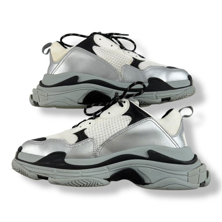 Balenciaga Triple S Metallic Grey UK 9 / EU 43 - Lux Central