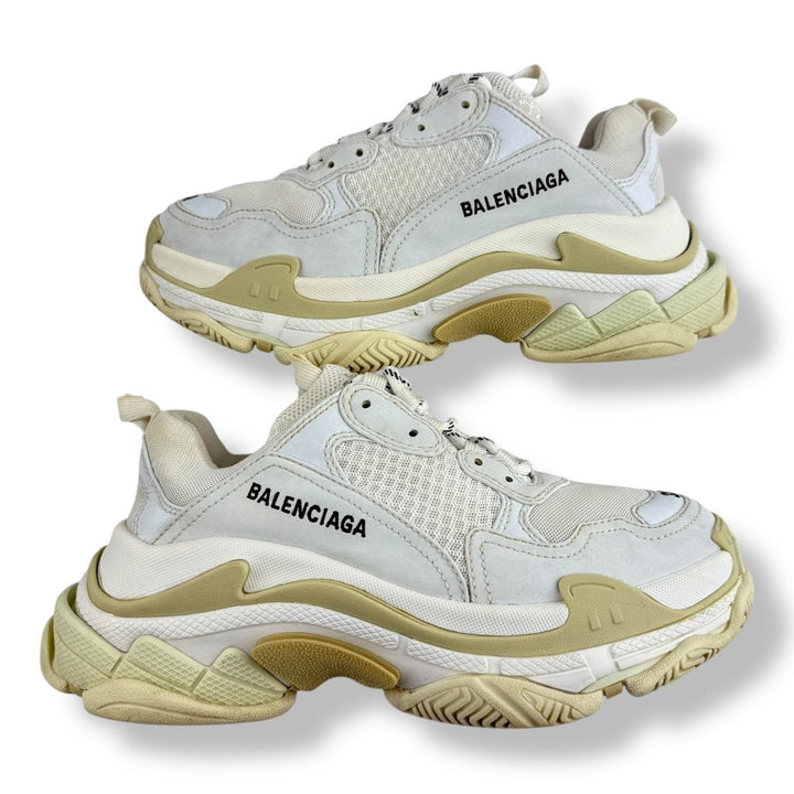Balenciaga Triple S White UK 5 / EU 38 - Lux Central
