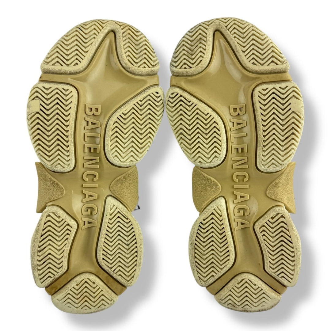 Balenciaga Triple S White UK 5 / EU 38 - Lux Central