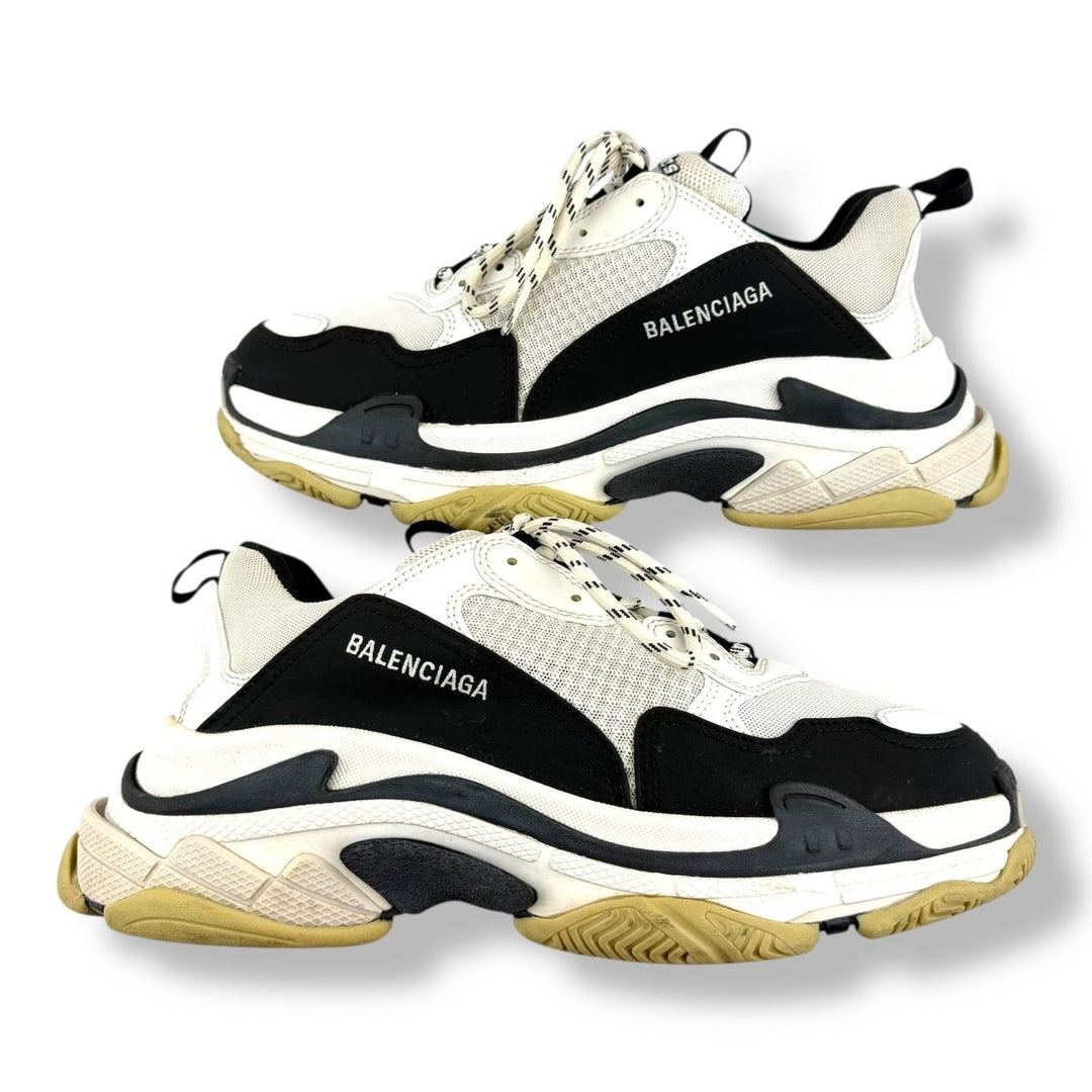 Balenciaga Triple S White/Black UK 10 / EU 44 - Lux Central