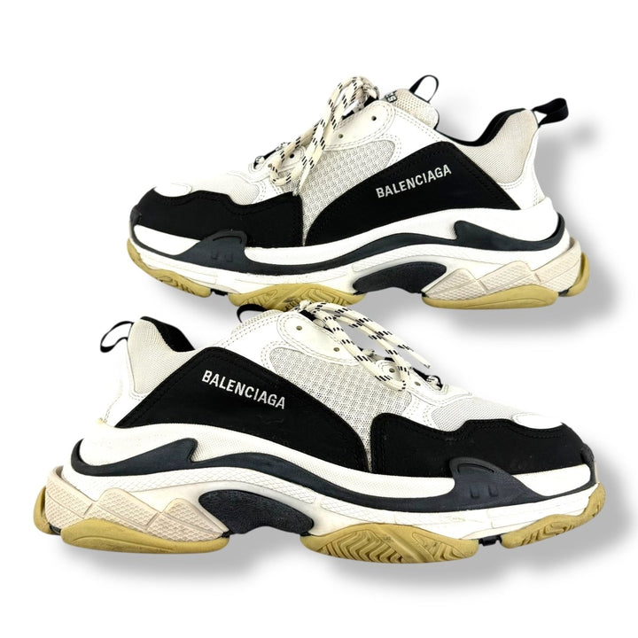 Balenciaga Triple S White/Black UK 10 / EU 44 - Lux Central