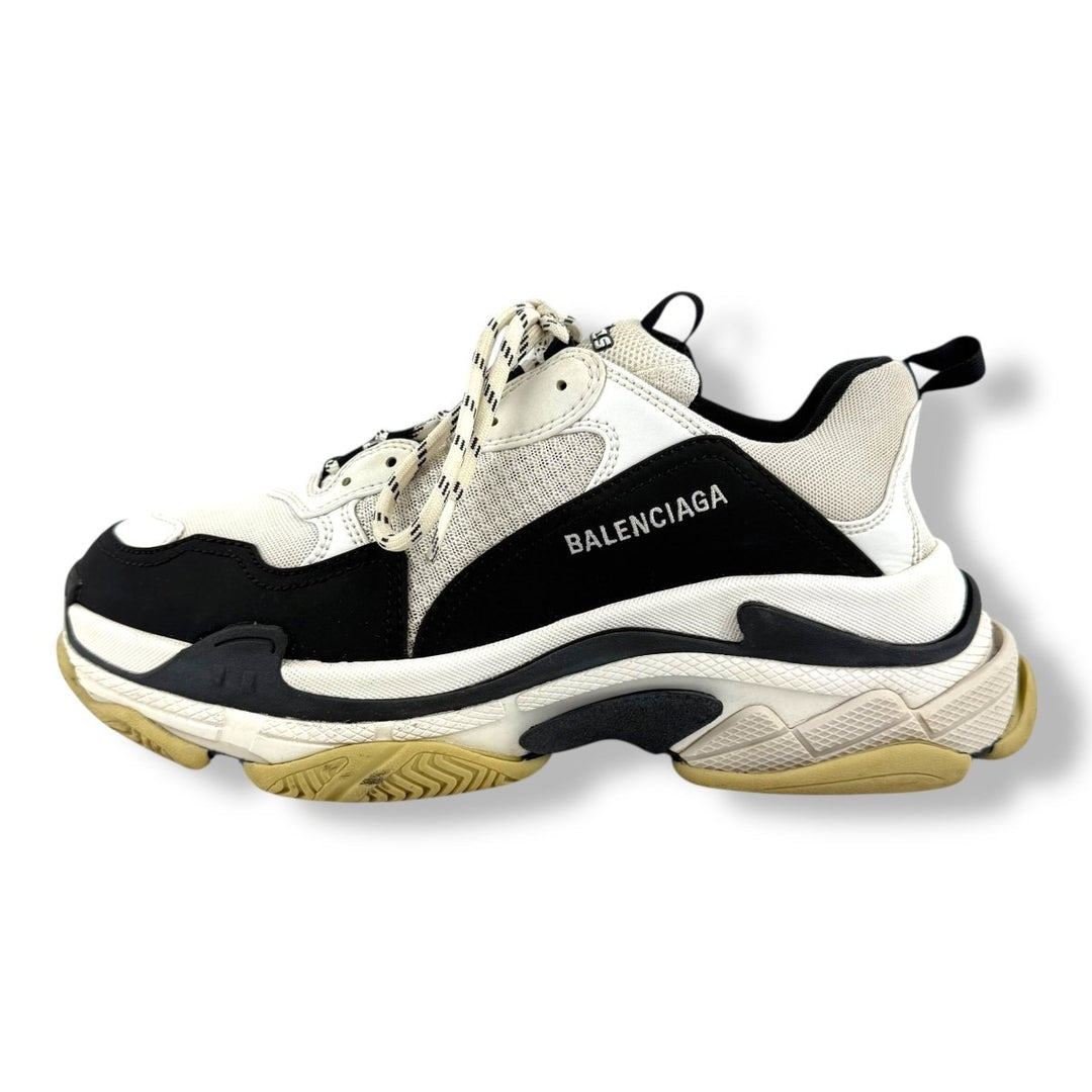 Balenciaga Triple S White/Black UK 10 / EU 44 - Lux Central