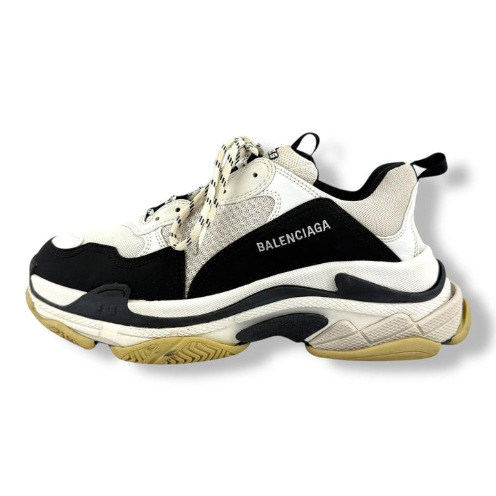 Balenciaga Triple S White/Black UK 10 / EU 44 - Lux Central