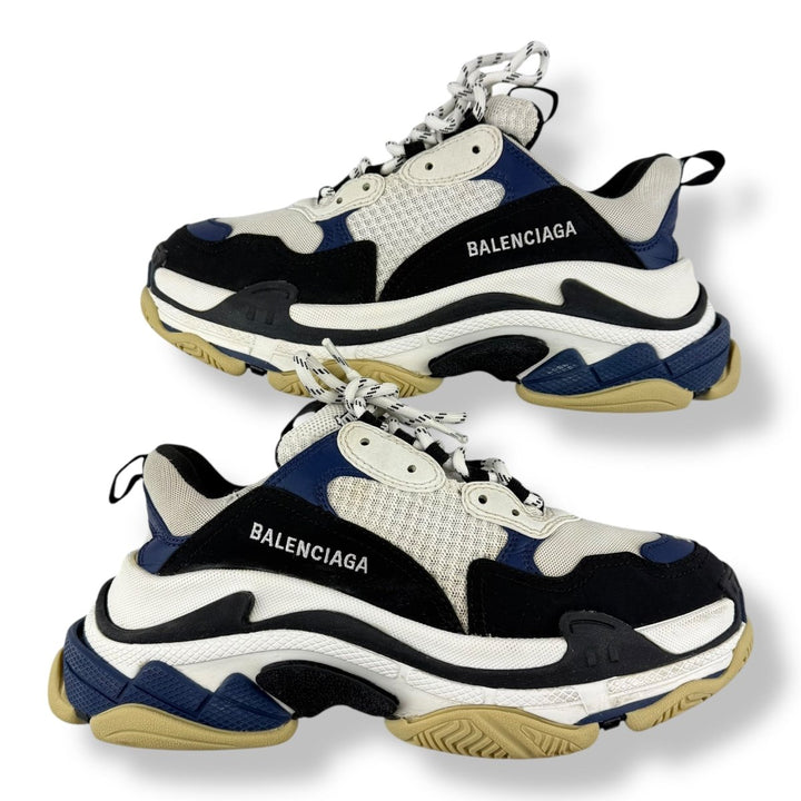 Balenciaga Triple S White/Blue UK 6 / EU 39 - Lux Central