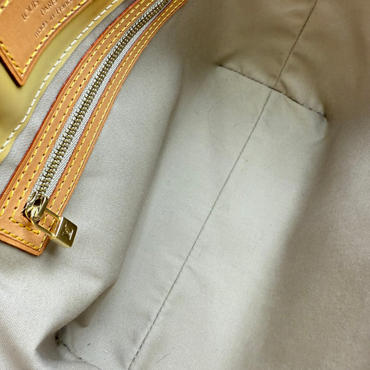 Louis Vuitton Beige Vernis Reade PM Tote