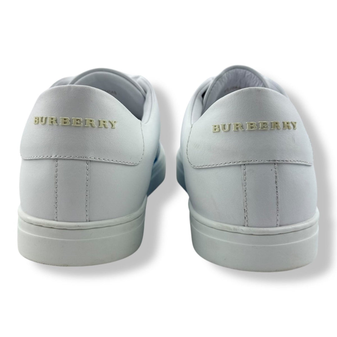 Burberry Graffiti White UK 8 / EU 42 - Lux Central