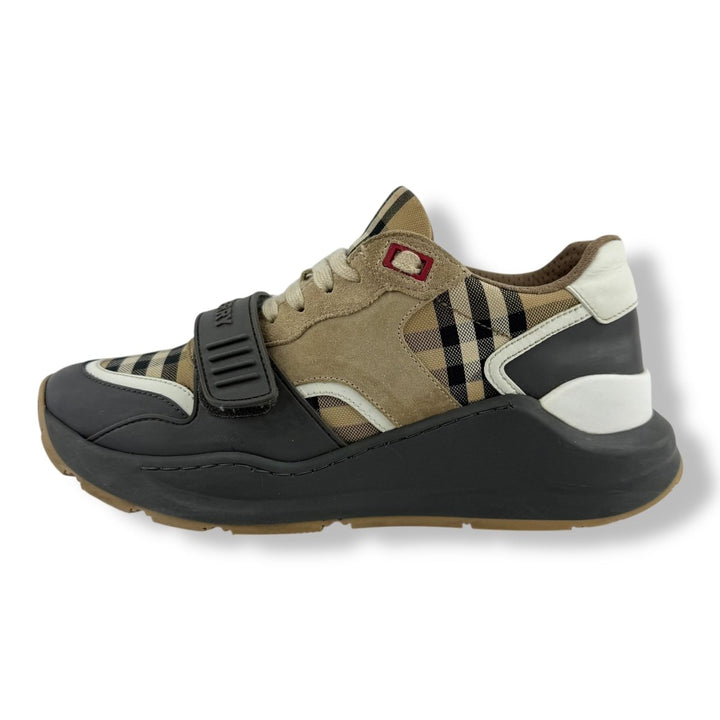 Burberry Ramsey Vintage Checked Beige UK 5.5 / EU 38.5 - Lux Central