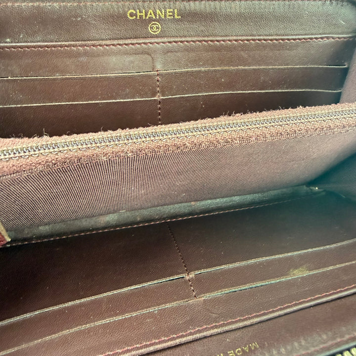 Chanel Zip Around Lambskin Black Wallet
