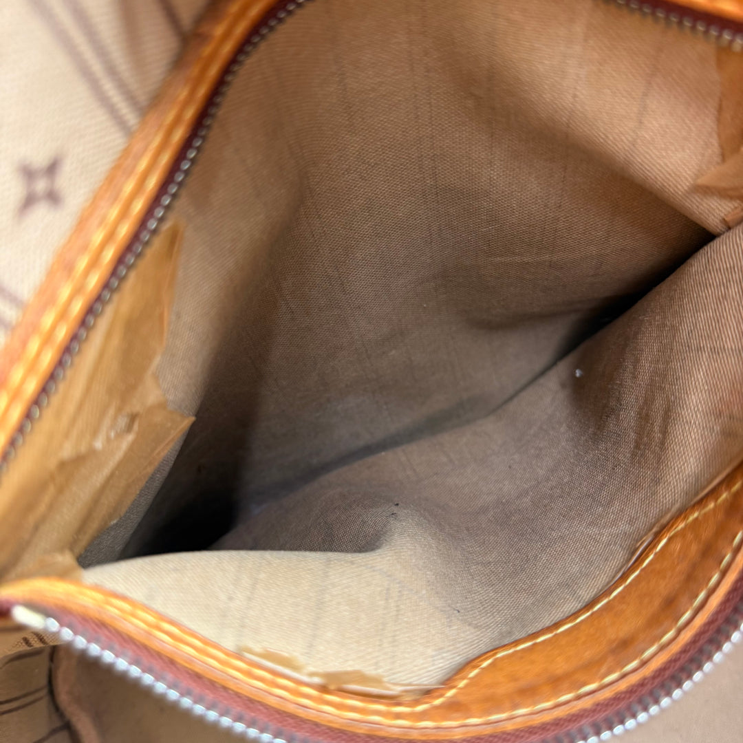 Louis Vuitton Brown Monogram Neverfull MM Handbag
