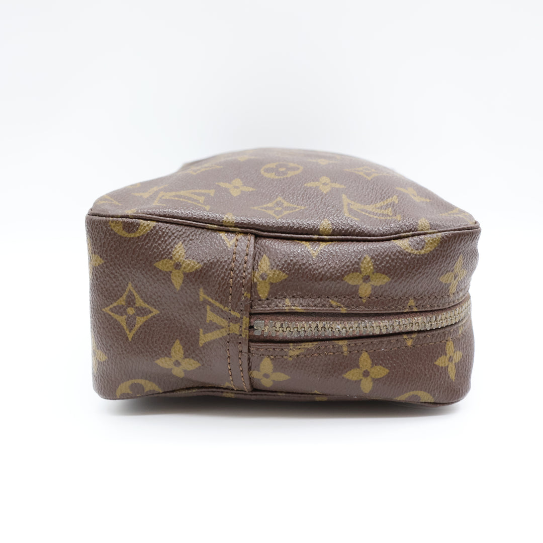 Louis Vuitton True Trousse 28 Brown Monogram Toiletry Pouch