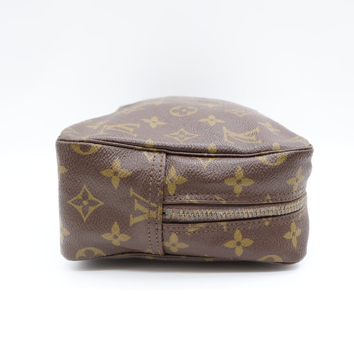 Louis Vuitton True Trousse 28 Brown Monogram Toiletry Pouch