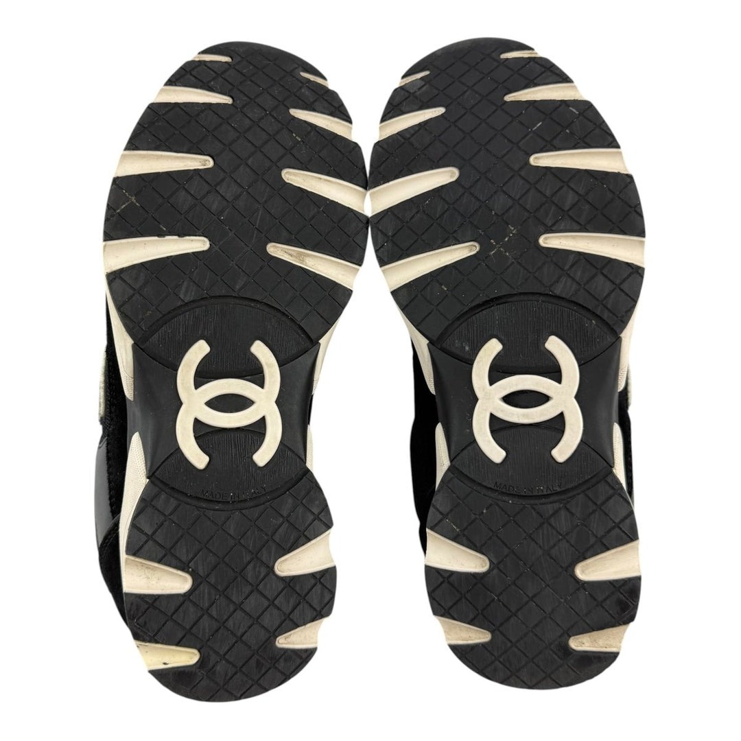 Chanel CC Runner Trainers Black/White UK 3 / EU 36 - Lux Central