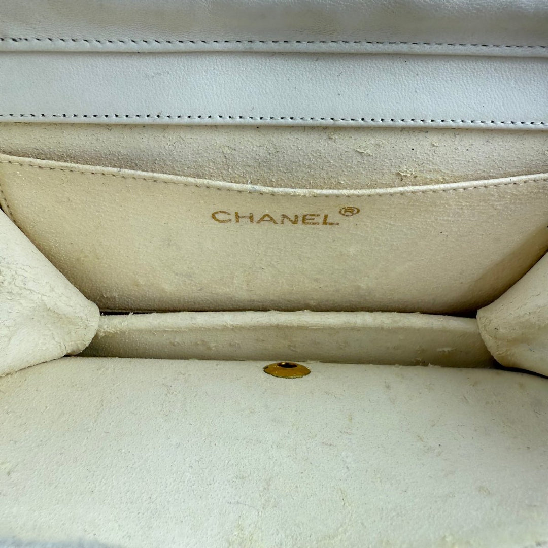 Chanel CC White Push Lock Single Flap Vintage Shoulder Handbag - Lux Central