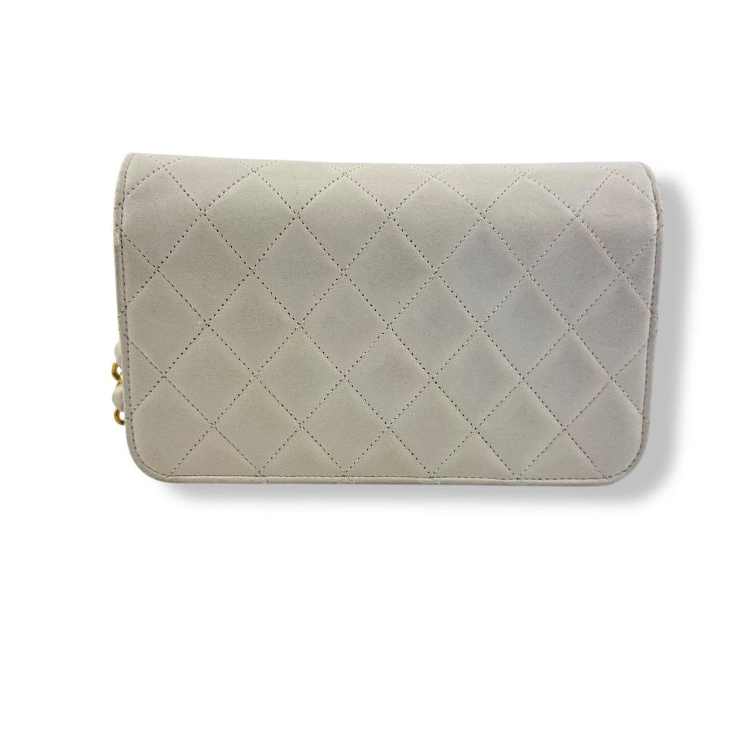 Chanel CC White Push Lock Single Flap Vintage Shoulder Handbag - Lux Central