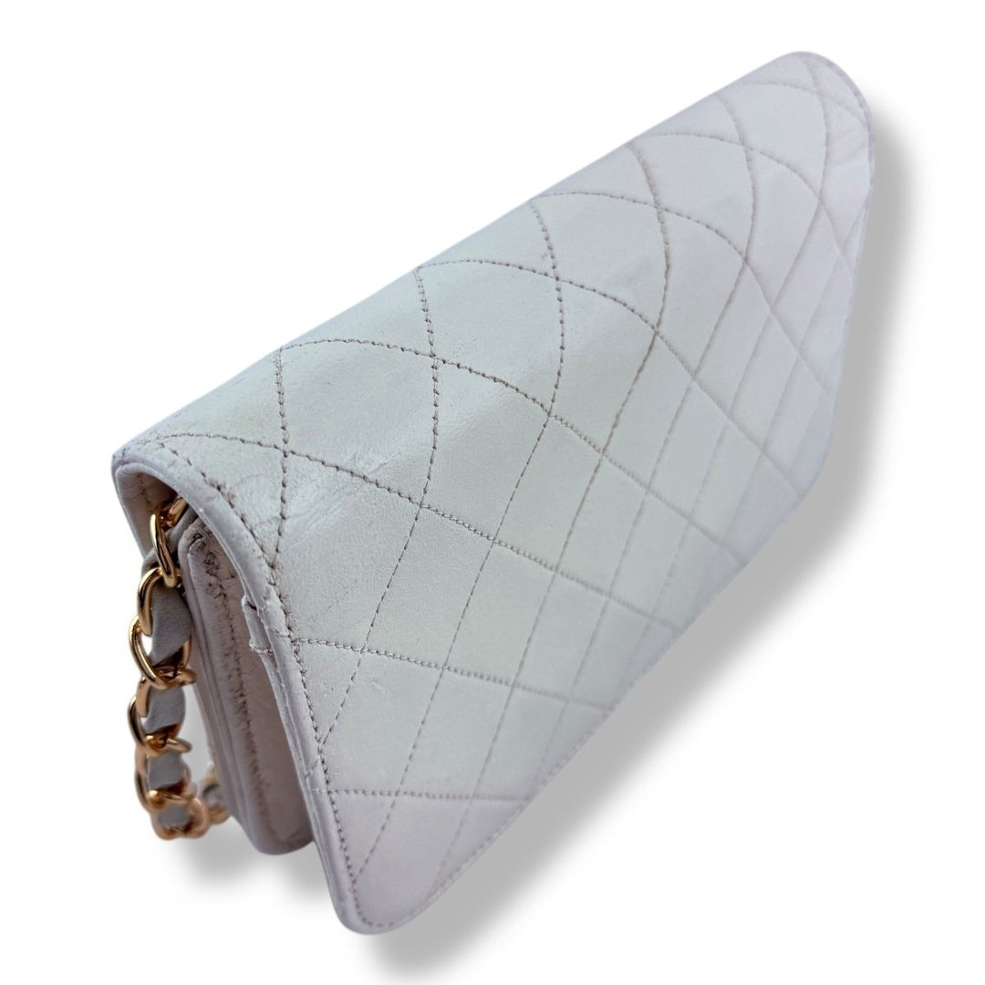 Chanel CC White Push Lock Single Flap Vintage Shoulder Handbag - Lux Central
