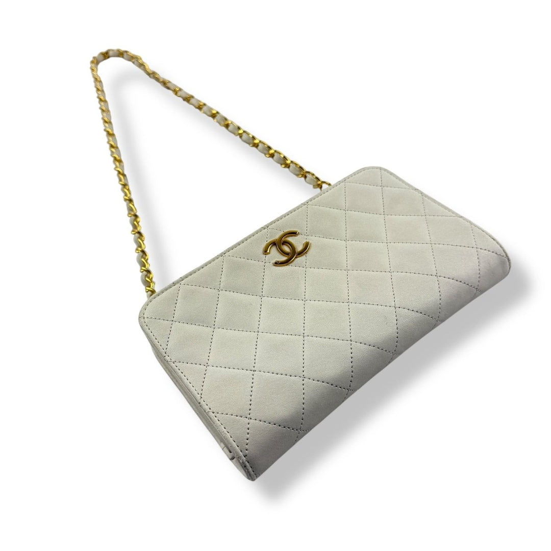 Chanel CC White Push Lock Single Flap Vintage Shoulder Handbag - Lux Central