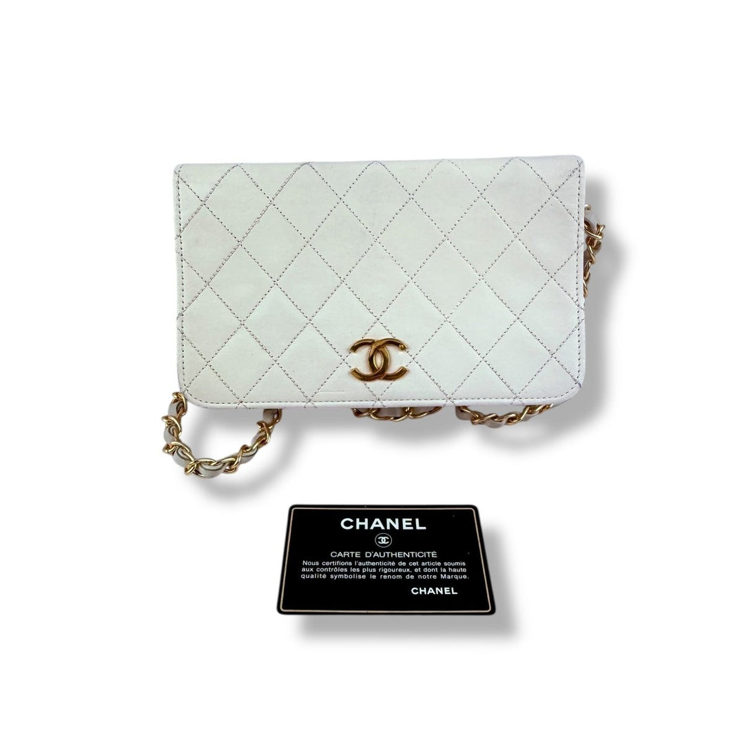 Chanel CC White Push Lock Single Flap Vintage Shoulder Handbag - Lux Central