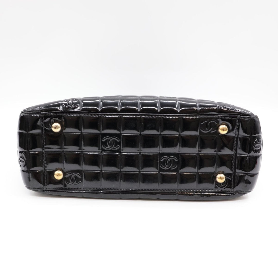 CHANEL Chocolate Bar Tote Bag Matelassé - Lux Central