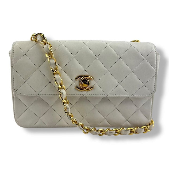 Chanel Matelasse Lambskin Single Flap Chain White Handbag - Lux Central