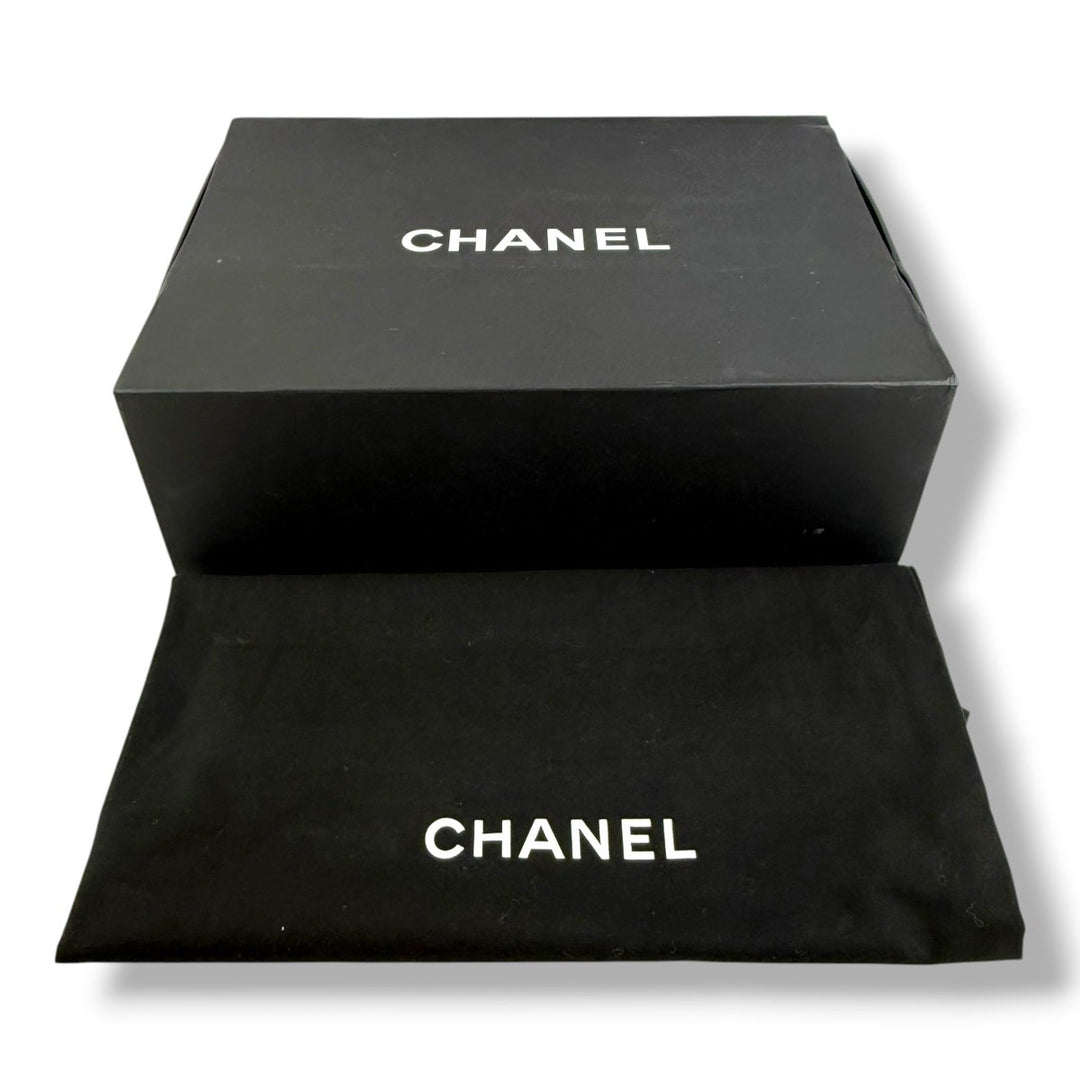 Chanel Paris Cosmopolite Small Straight Lined Burgundy Flap Bag - Lux Central