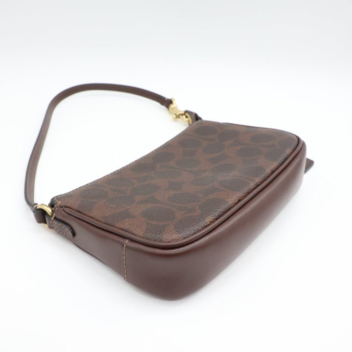 Coach Signature Plaza Pochette Handbag - Lux Central
