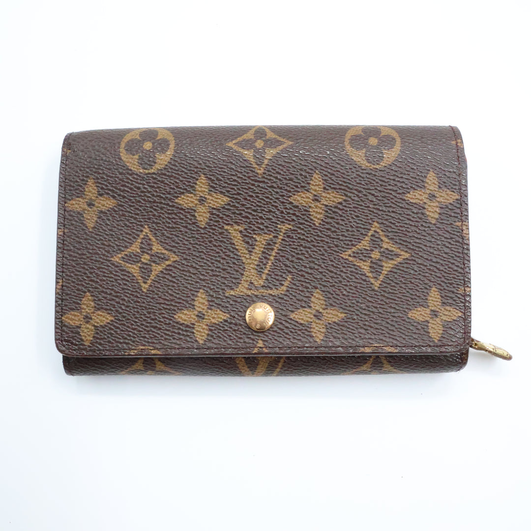 Louis Vuitton Brown Monogram Small Zippy Purse 8596