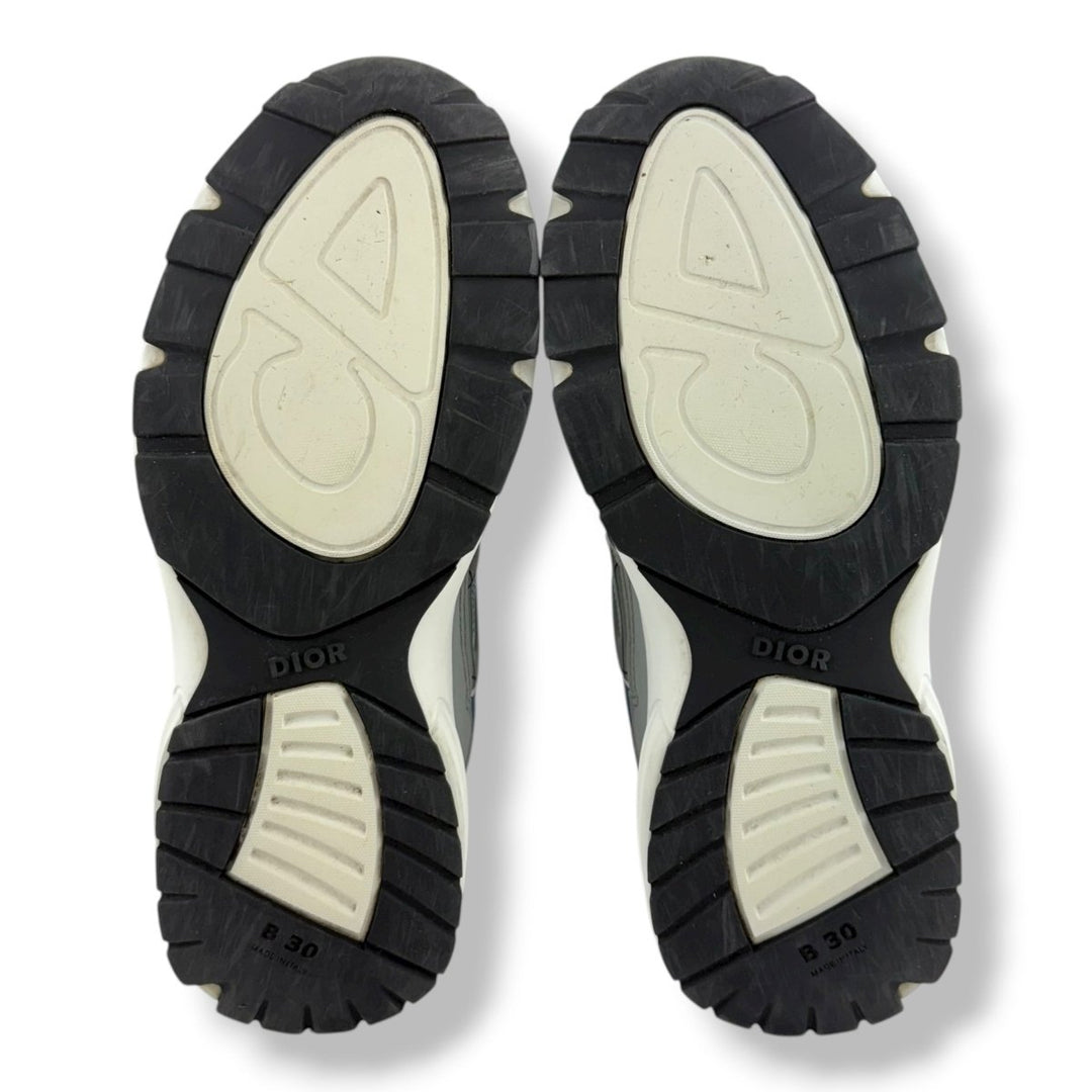 Dior B30 Blue/White UK 6 / EU 40 - Lux Central