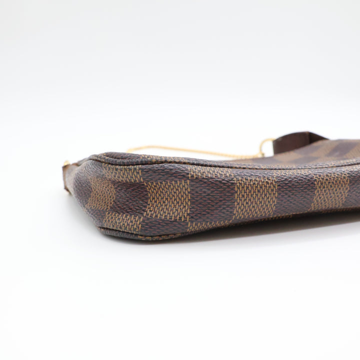 Louis Vuitton Medium Pochette Accessories Brown Damier Clutch Bag