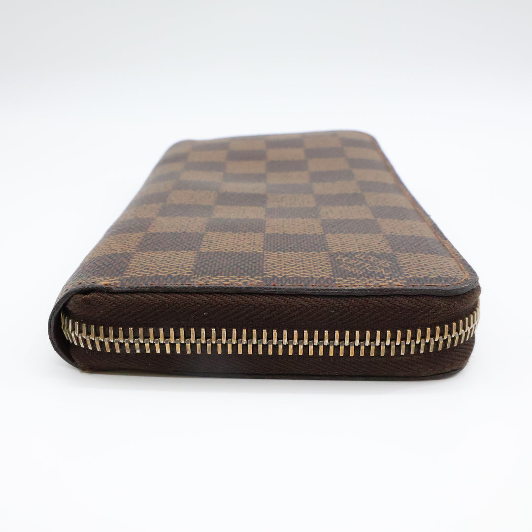 Louis Vuitton Brown Damier Zippy Purse