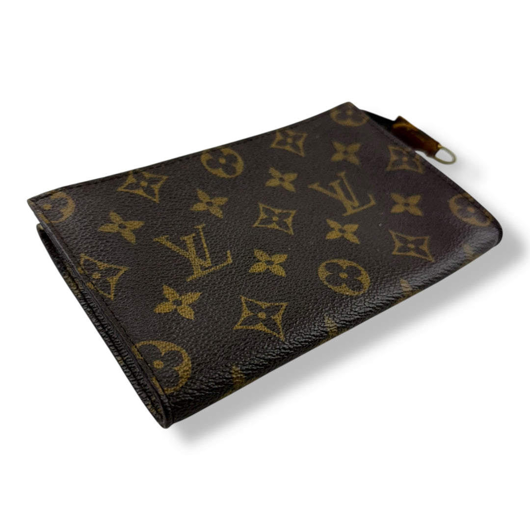 Louis Vuitton Brown Monogram Classic Signature Bucket Pouch W/ Added Chain