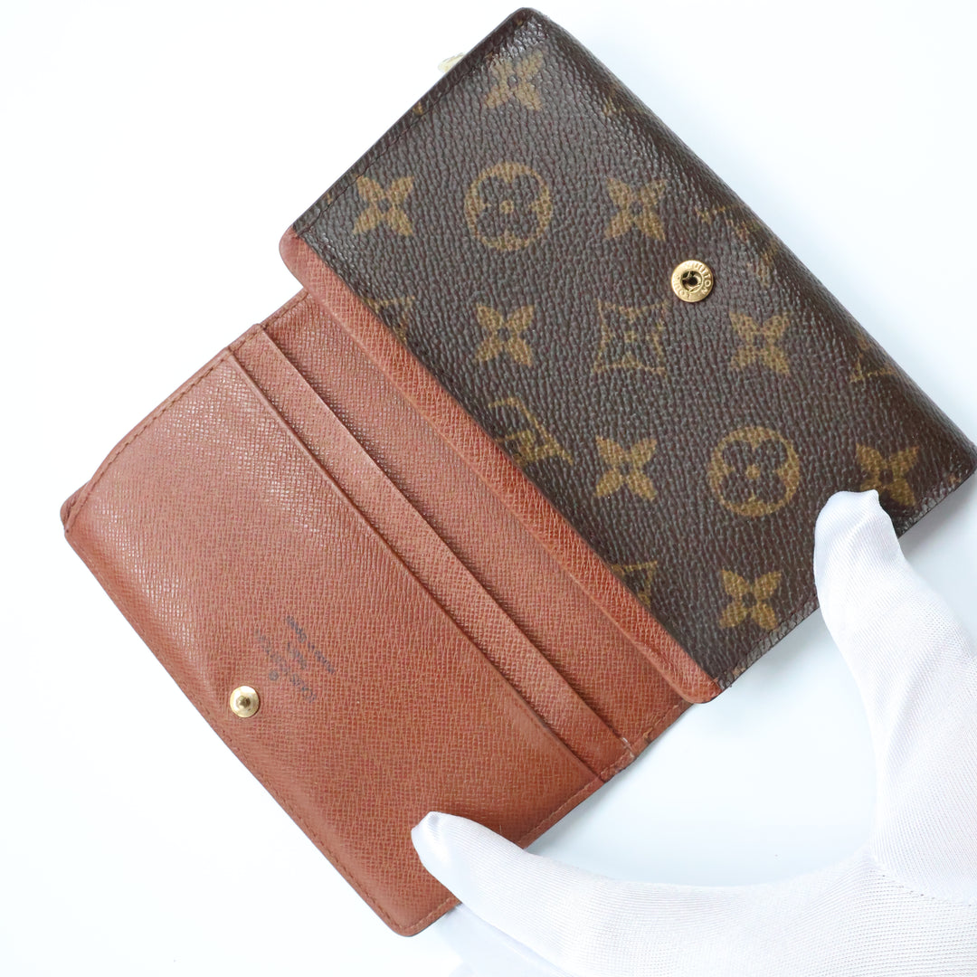 Louis Vuitton Brown Monogram Small Zippy Purse 8594