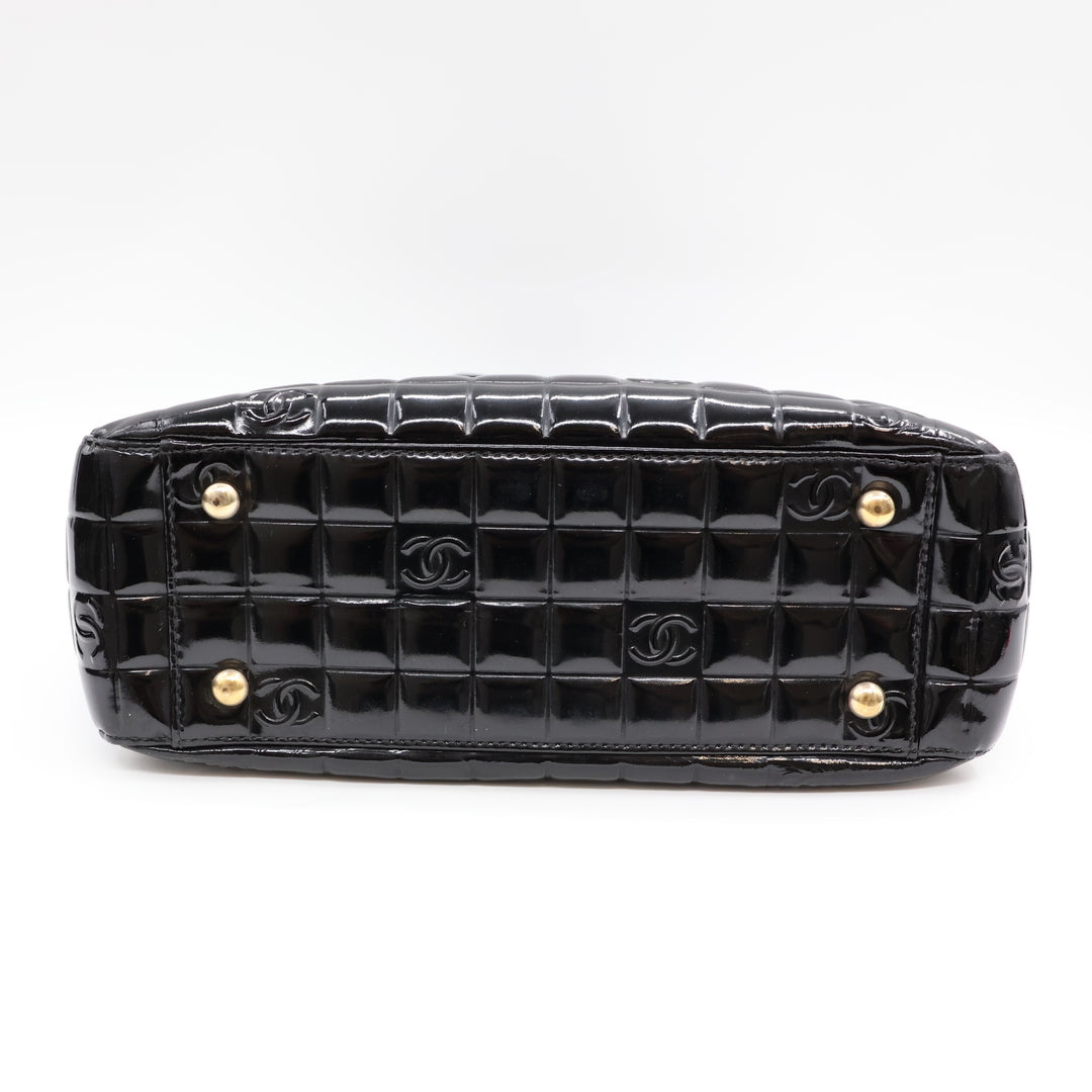 CHANEL Chocolate Bar Tote Bag Matelassé