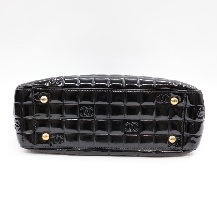 CHANEL Chocolate Bar Tote Bag Matelassé
