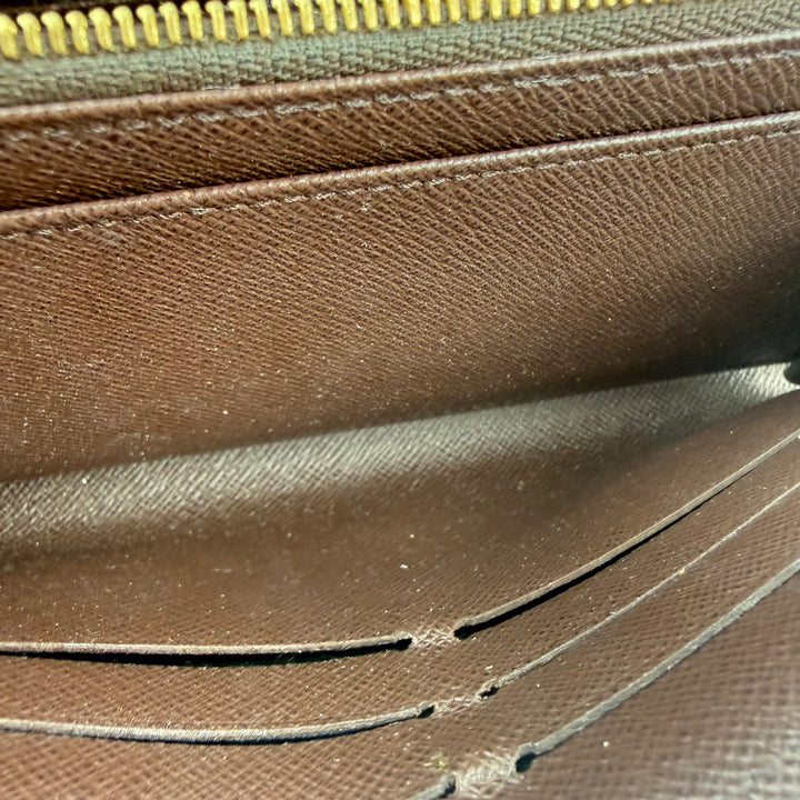 Louis Vuitton Sarah Brown Damier Femme Wallet