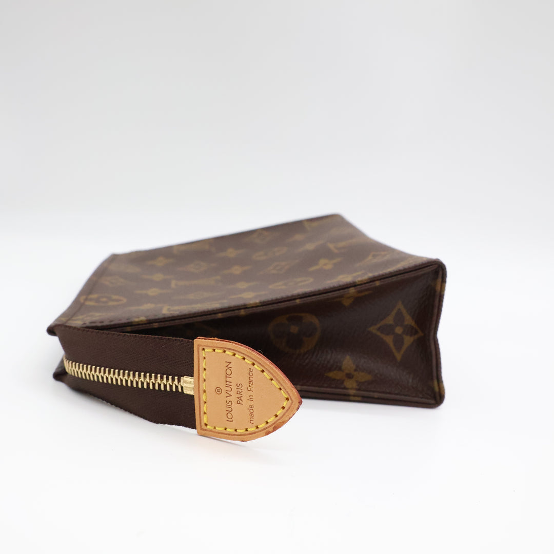 Louis Vuitton Vintage Brown Monogram Toiletry Pouch 19 Bag
