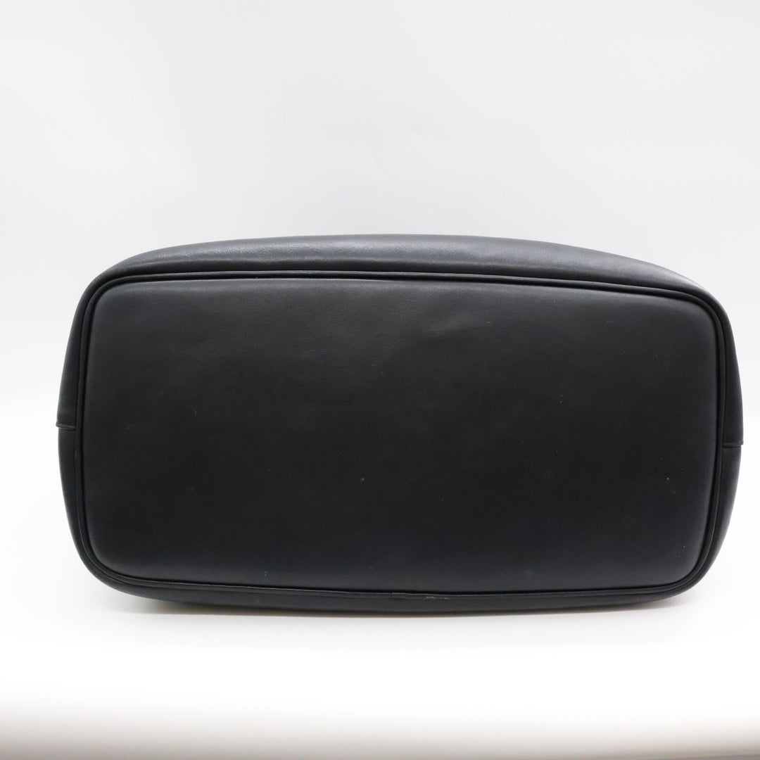 Givenchy Black Calfskin Leather Antigona Gothic Large Tote Handbag - Lux Central