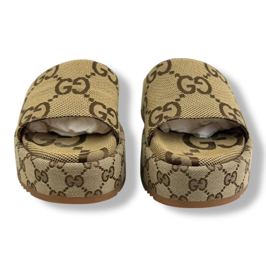 Gucci Angelina Slides Beige GG Supreme Canvas UK 6 / EU 39 - Lux Central