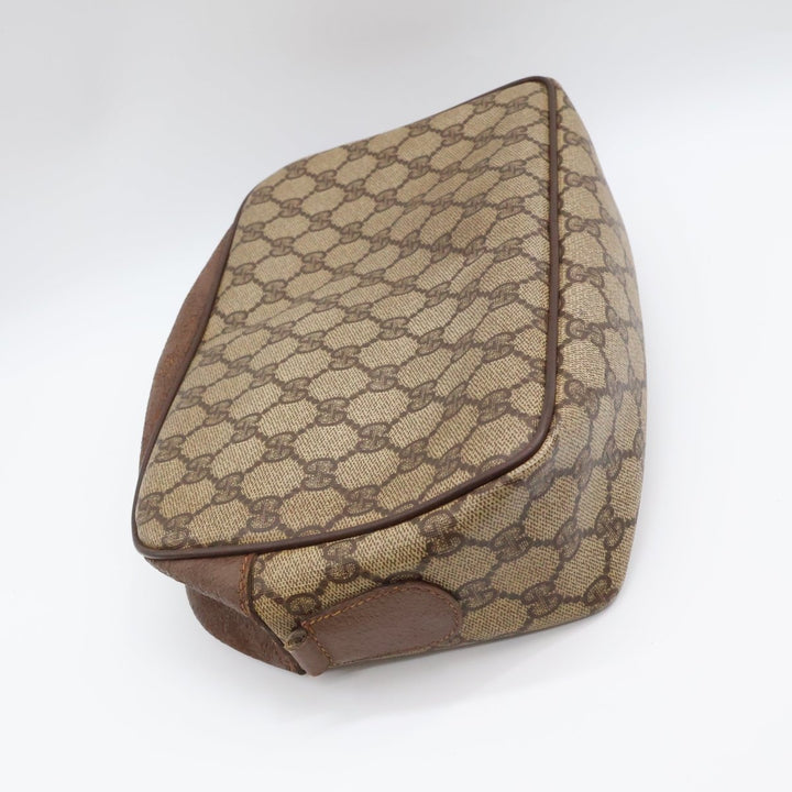Gucci Beige Monogram Clutch Handbag - Lux Central