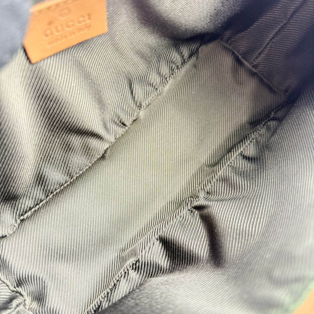 Gucci GG Supreme Beige Boat Pochette Handbag - Lux Central