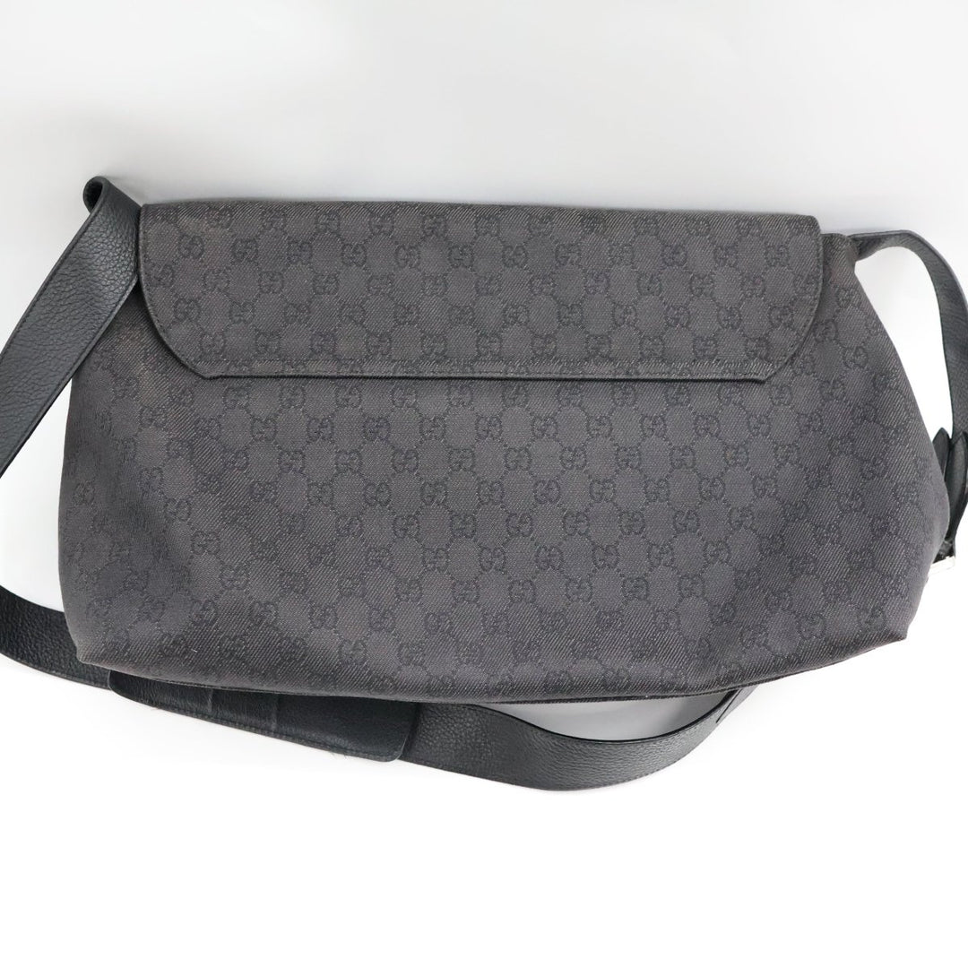 Gucci GG Supreme Black Crossbody Messenger Changing Bag - Lux Central