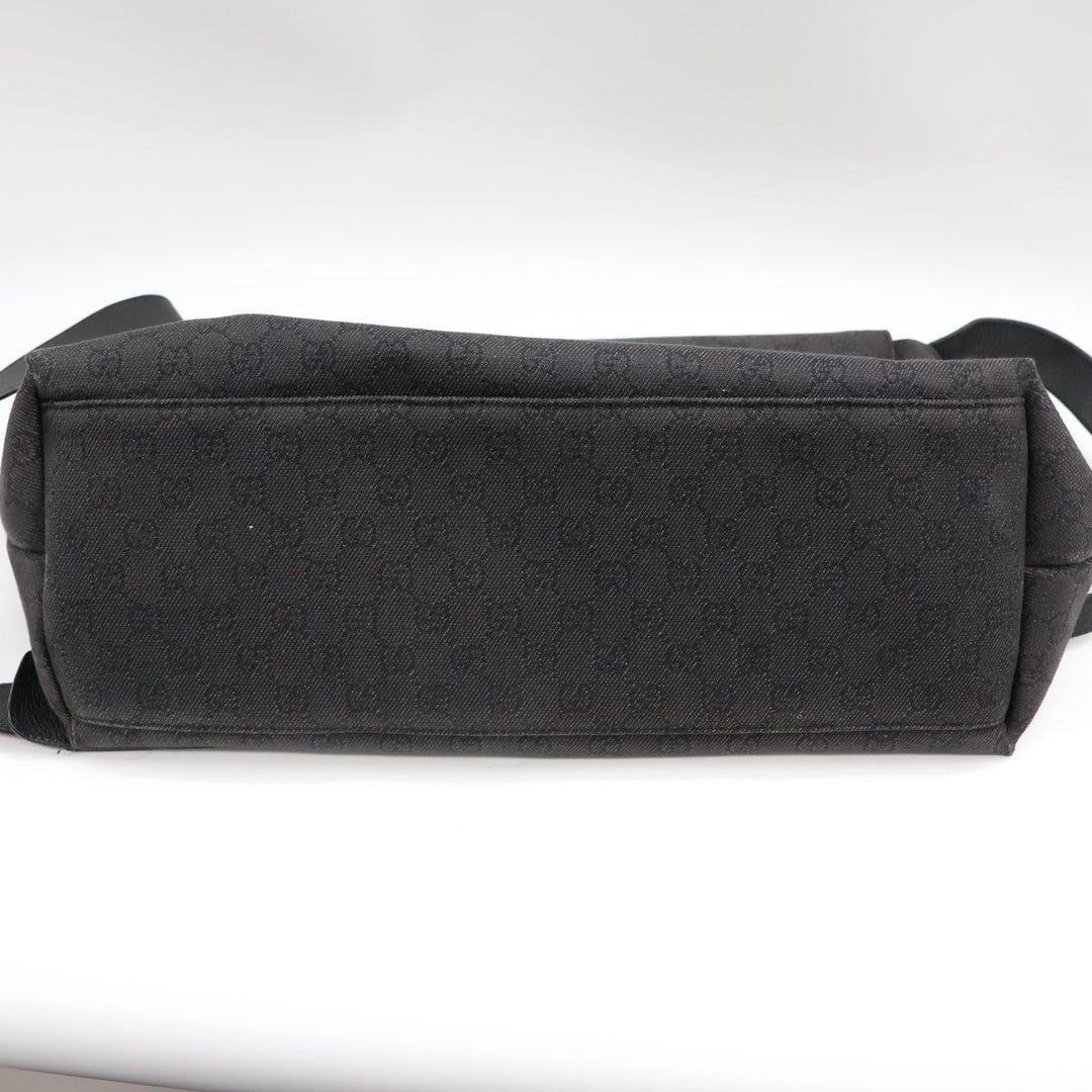 Gucci GG Supreme Black Crossbody Messenger Changing Bag - Lux Central