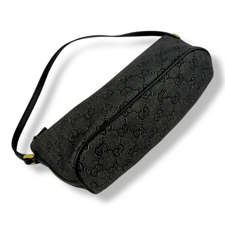 Gucci GG Supreme Grey/Black Boat Pochette Handbag - Lux Central