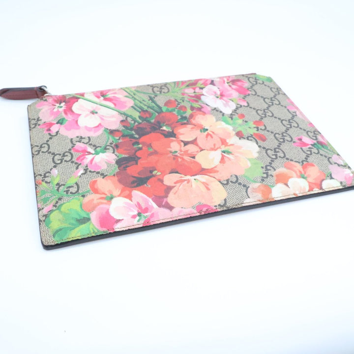 Gucci GG Supreme Multi Bloom Clutch Pouch - Lux Central
