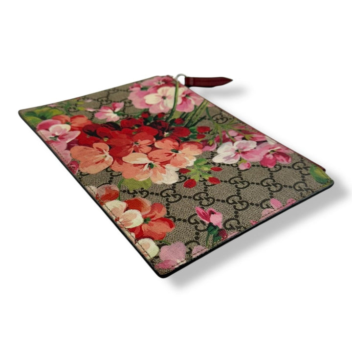 Gucci GG Supreme Pink Bloom Clutch Pouch - Lux Central